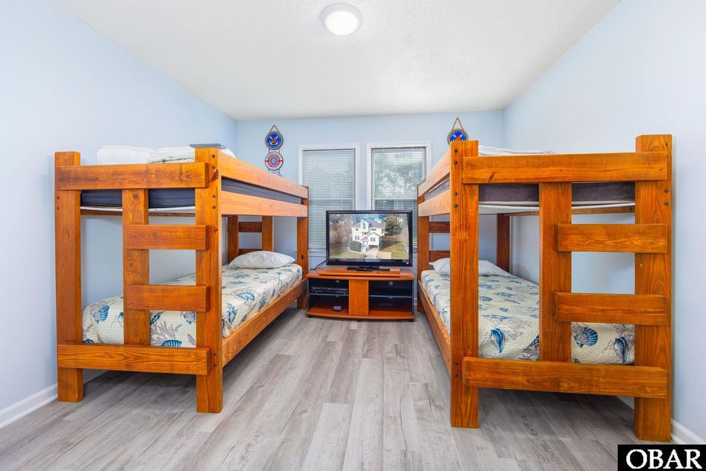 Image 10 of property listing at 1037 Hampton Street Lot 538, Corolla, NC 27927