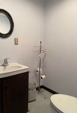 1720 Kaczmarek Drive, Essexville, MI 48732