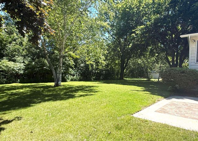 1720 Kaczmarek Drive, Essexville, MI 48732