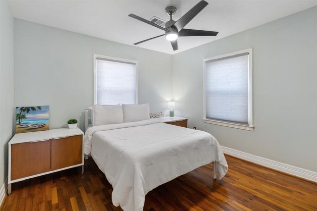 1422 Market Street, Galveston, TX 77550