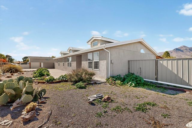 1211 Avenida De Chamiso, Socorro, NM 87801