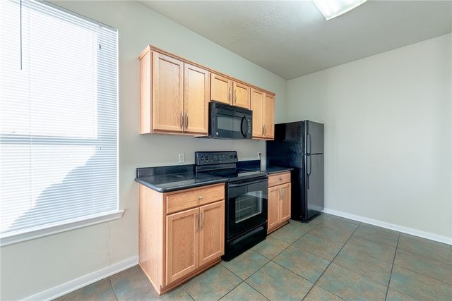 4100 McLister Drive, College Station, TX 77845