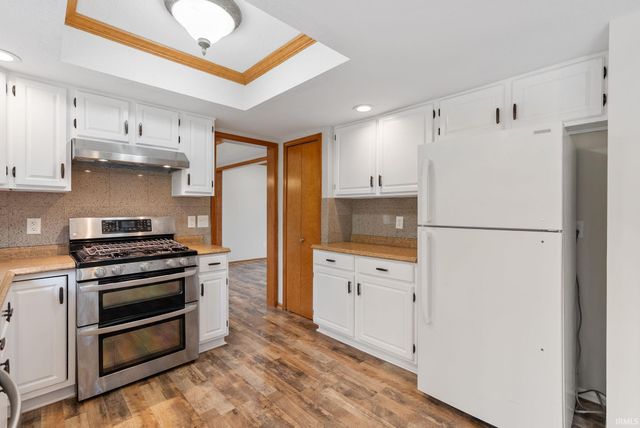 902 Sherwood Drive, Fort Wayne, IN 46819