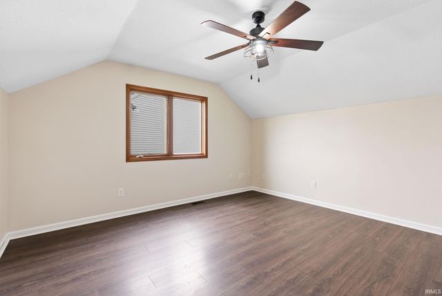 902 Sherwood Drive, Fort Wayne, IN 46819