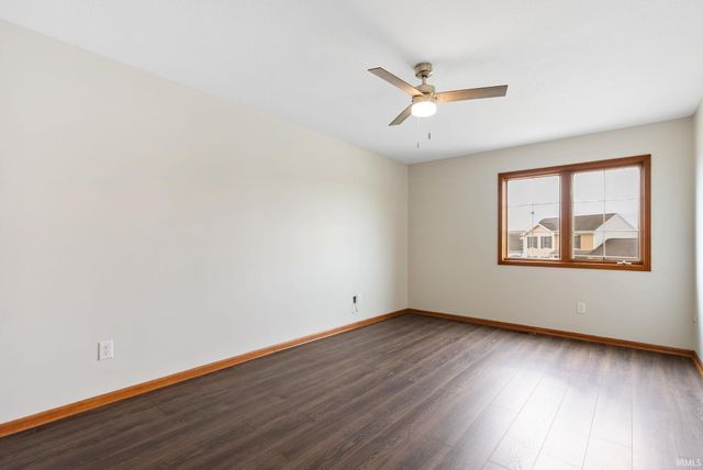 902 Sherwood Drive, Fort Wayne, IN 46819