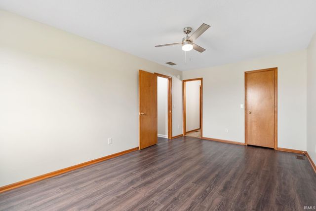 902 Sherwood Drive, Fort Wayne, IN 46819