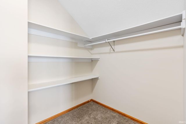 902 Sherwood Drive, Fort Wayne, IN 46819