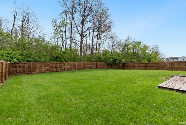 902 Sherwood Drive, Fort Wayne, IN 46819