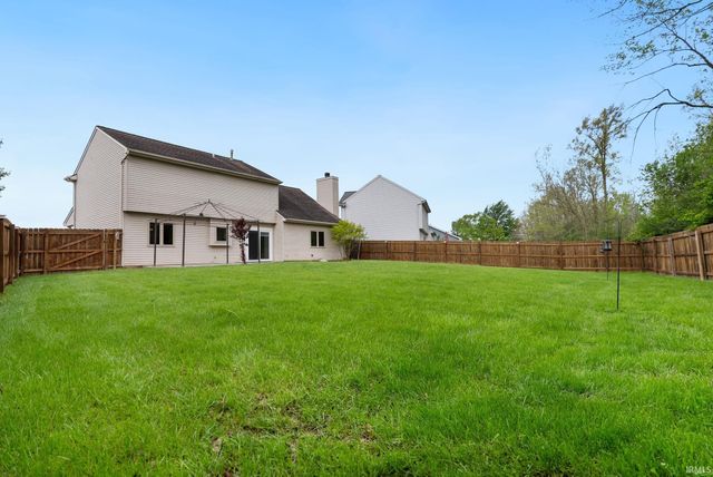 902 Sherwood Drive, Fort Wayne, IN 46819