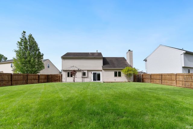 902 Sherwood Drive, Fort Wayne, IN 46819