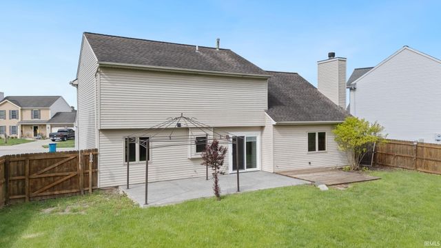 902 Sherwood Drive, Fort Wayne, IN 46819