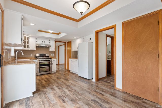 902 Sherwood Drive, Fort Wayne, IN 46819