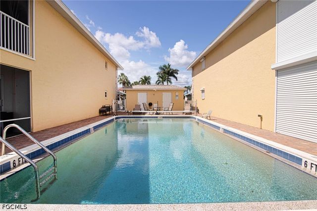 1627 Beach PKWY 105, Cape Coral, FL 33904