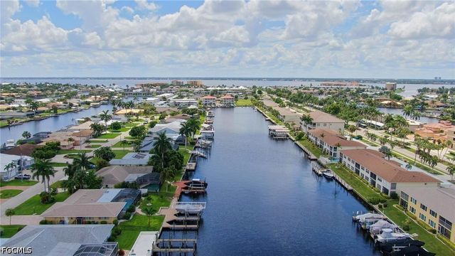 1627 Beach PKWY 105, Cape Coral, FL 33904