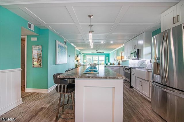 1627 Beach PKWY 105, Cape Coral, FL 33904