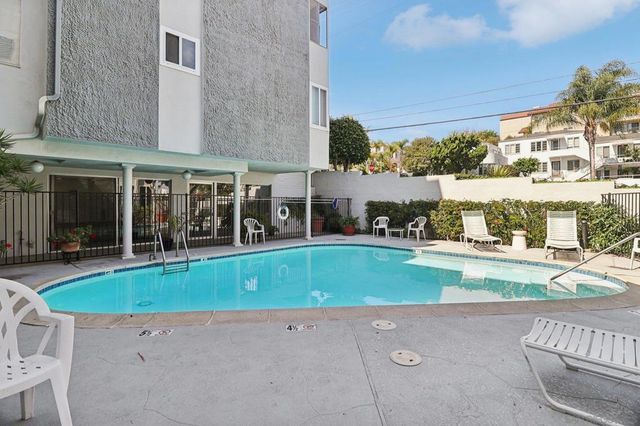 1907 Robinson Ave 105, San Diego, CA 92104