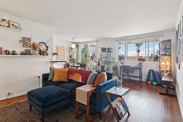 1907 Robinson Ave 105, San Diego, CA 92104