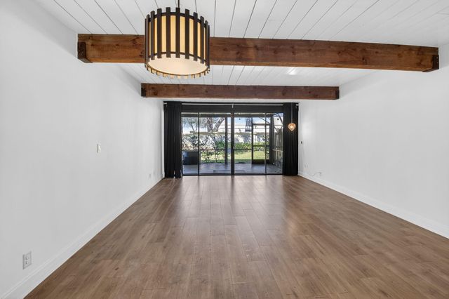 4761 NW 2nd Avenue 301, Boca Raton, FL 33431