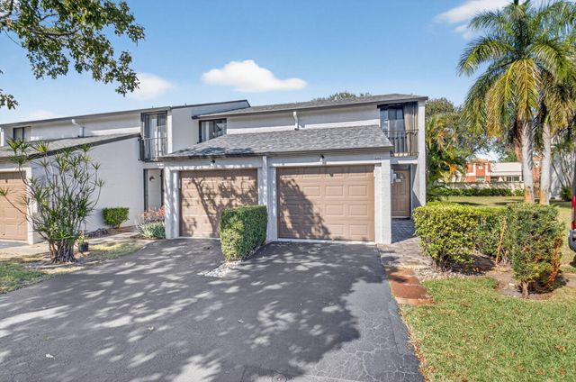 4761 NW 2nd Avenue 301, Boca Raton, FL 33431