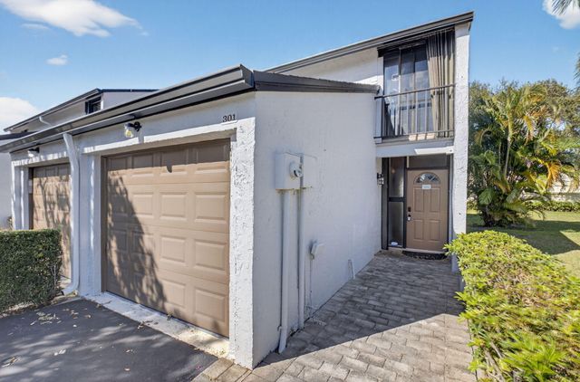 4761 NW 2nd Avenue 301, Boca Raton, FL 33431