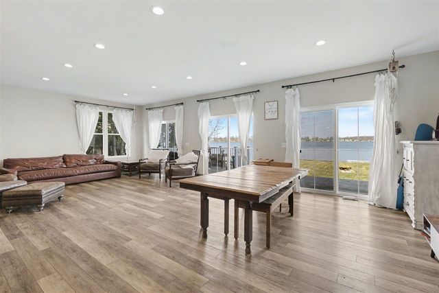 780 Beach Drive, Brooklyn, MI 49230