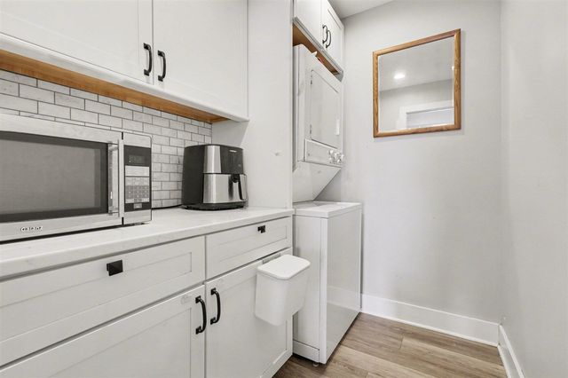 780 Beach Drive, Brooklyn, MI 49230