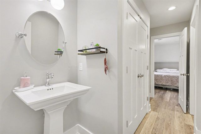 780 Beach Drive, Brooklyn, MI 49230