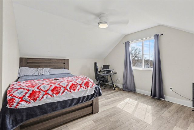 780 Beach Drive, Brooklyn, MI 49230