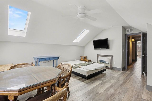 780 Beach Drive, Brooklyn, MI 49230