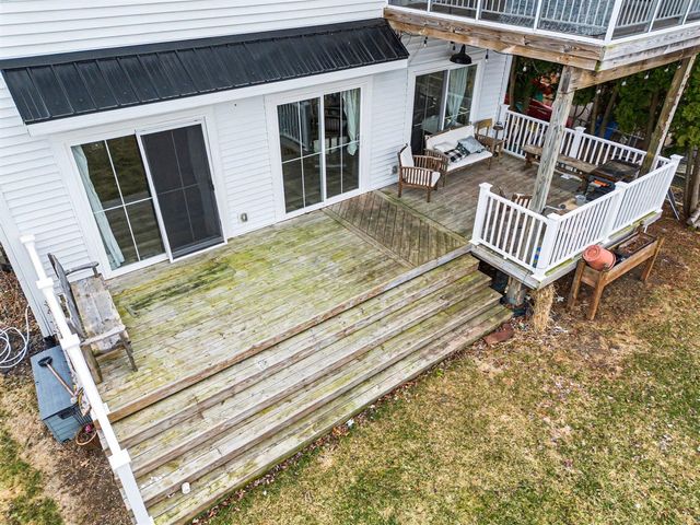 780 Beach Drive, Brooklyn, MI 49230