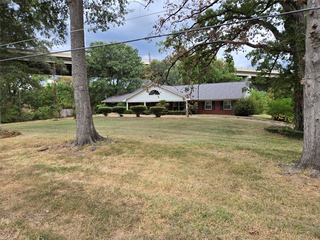 5426 Briarcliff Circle, Shreveport, LA 71109