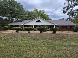 5426 Briarcliff Circle, Shreveport, LA 71109