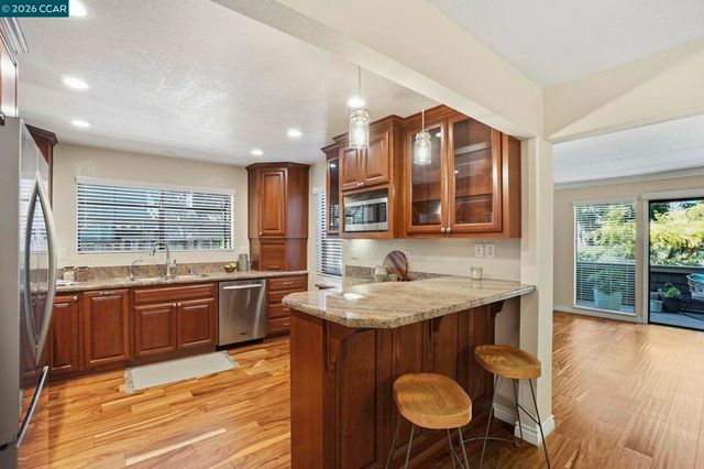 21 Royston Walk, Pleasant Hill, CA 94523