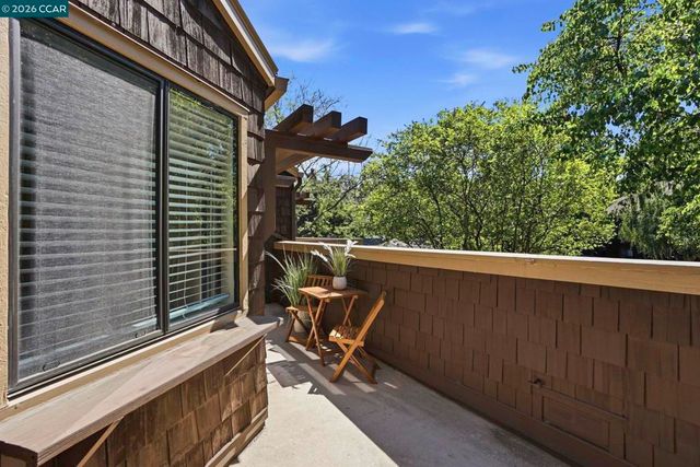 21 Royston Walk, Pleasant Hill, CA 94523