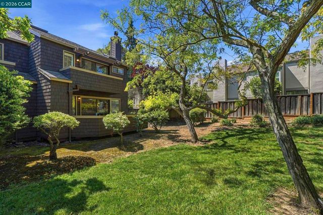 21 Royston Walk, Pleasant Hill, CA 94523