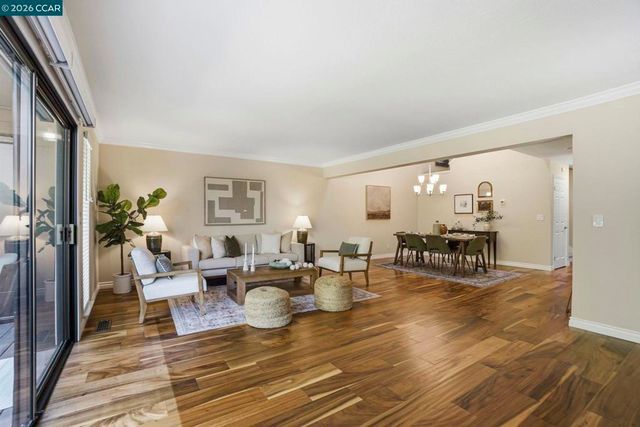 21 Royston Walk, Pleasant Hill, CA 94523