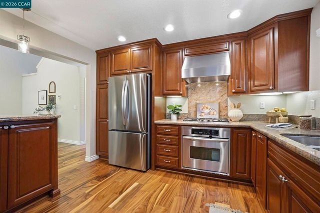 21 Royston Walk, Pleasant Hill, CA 94523