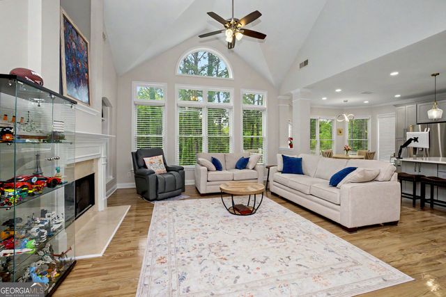 433 Lake Forest Drive, Newnan, GA 30265