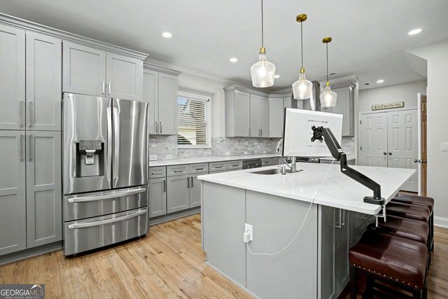 433 Lake Forest Drive, Newnan, GA 30265