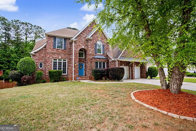 433 Lake Forest Drive, Newnan, GA 30265