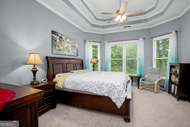 433 Lake Forest Drive, Newnan, GA 30265