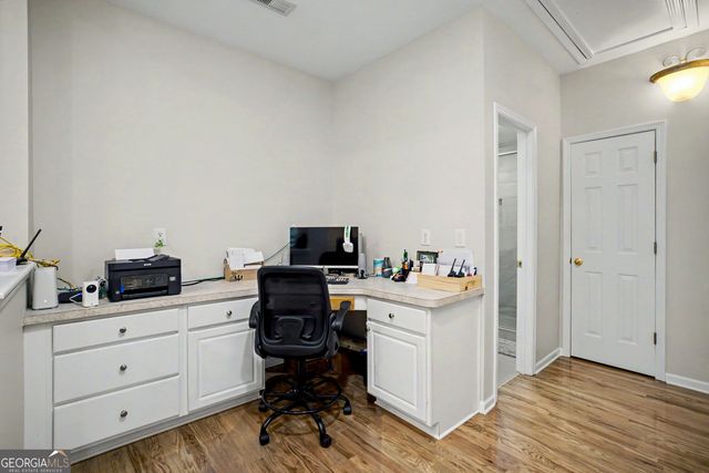 433 Lake Forest Drive, Newnan, GA 30265