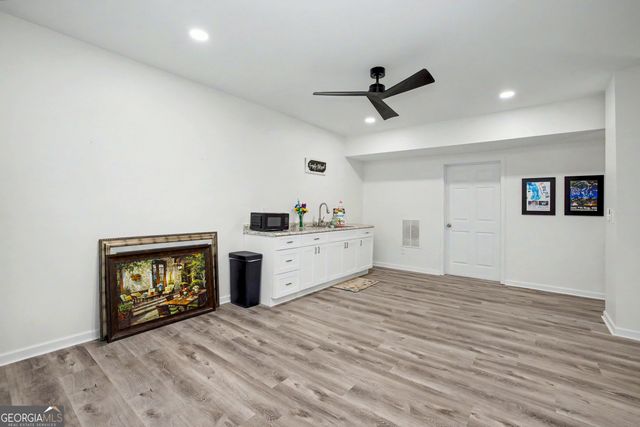 433 Lake Forest Drive, Newnan, GA 30265