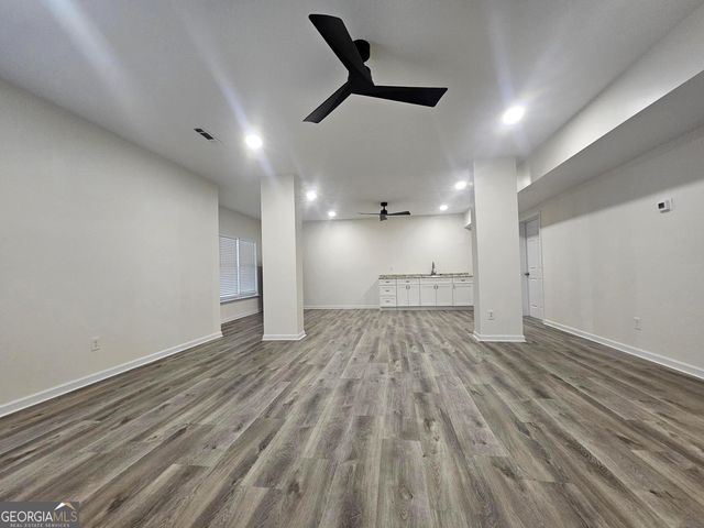 433 Lake Forest Drive, Newnan, GA 30265
