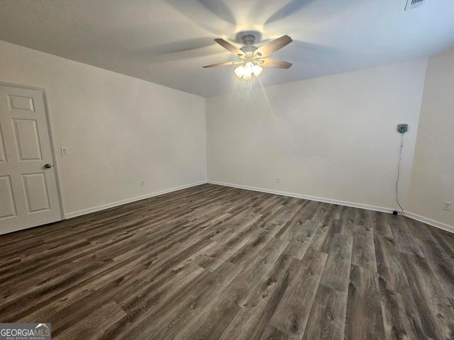 433 Lake Forest Drive, Newnan, GA 30265