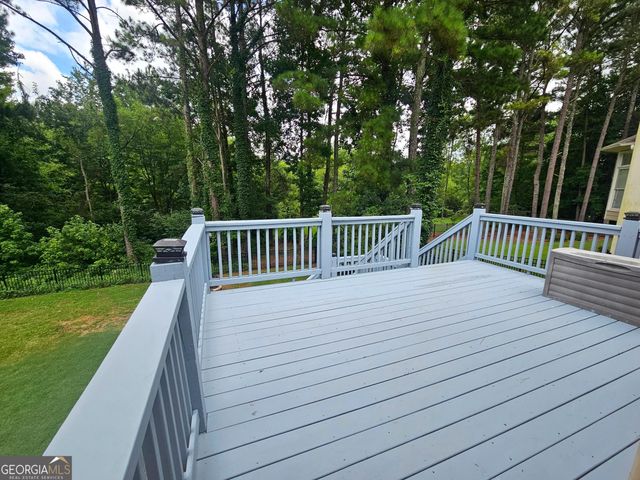 433 Lake Forest Drive, Newnan, GA 30265