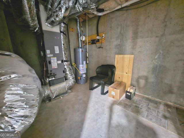 433 Lake Forest Drive, Newnan, GA 30265
