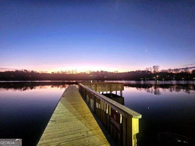 433 Lake Forest Drive, Newnan, GA 30265