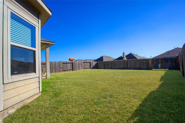 433 Camas Creek Lane, Magnolia, TX 77354