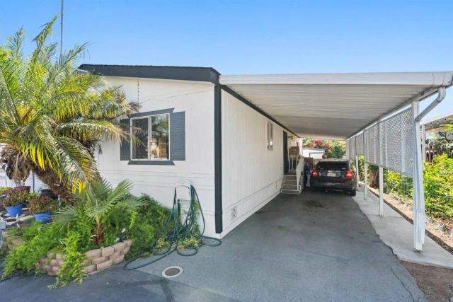 260 E Bradley Ave 34, El Cajon, CA 92021